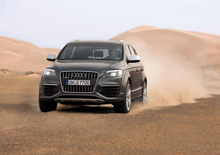  Audi Q7 V12 TDI Quattro (4L) 2008 года  (фото 47 из 73)